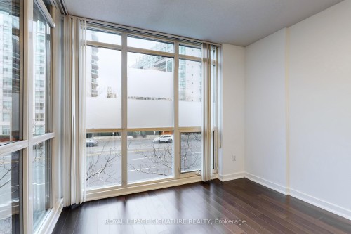 G07-38 Dan Leckie Way, Toronto, ON - Indoor Photo Showing Other Room