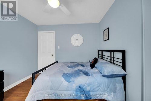 6323 Lisgar Drive, Mississauga, ON - Indoor Photo Showing Bedroom
