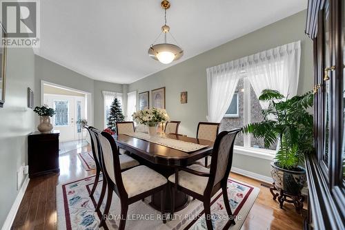 6323 Lisgar Drive, Mississauga, ON - Indoor Photo Showing Dining Room