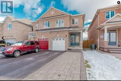 7368 SAINT BARBARA BOULEVARD  Mississauga, ON L5W 0C3