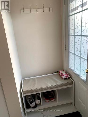 7368 Saint Barbara Boulevard, Mississauga, ON - Indoor Photo Showing Other Room