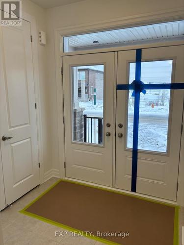 Upper - 275 Rosenberg Way, Kitchener, ON - Indoor Photo Showing Other Room