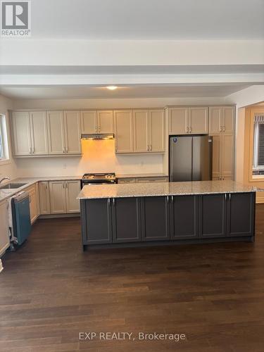 Upper - 275 Rosenberg Way, Kitchener, ON - Indoor Photo Showing Kitchen