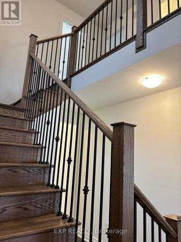 Upper - 275 Rosenberg Way, Kitchener, ON - Indoor Photo Showing Other Room