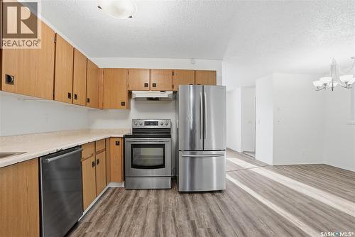 805 Kingsmere Boulevard, Saskatoon, SK - Indoor Photo Showing Kitchen