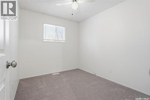 805 Kingsmere Boulevard, Saskatoon, SK - Indoor Photo Showing Other Room