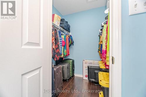 5261 River Forest Court, Mississauga, ON - Indoor