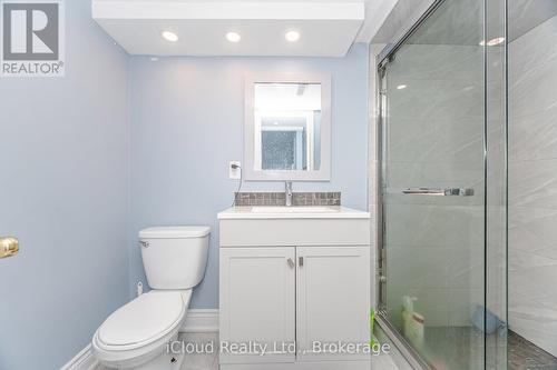 5261 River Forest Court, Mississauga, ON - Indoor Photo Showing Bathroom
