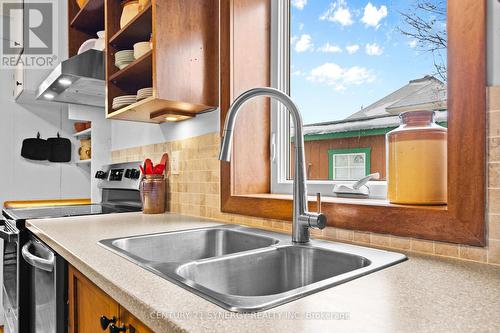 1104 County Road 16 Road, Merrickville-Wolford, ON - Indoor Photo Showing Kitchen With Double Sink