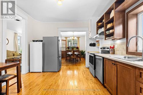 1104 County Road 16 Road, Merrickville-Wolford, ON - Indoor Photo Showing Kitchen With Double Sink