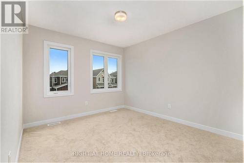 73 Hackamore Crescent, Ottawa, ON - Indoor Photo Showing Other Room