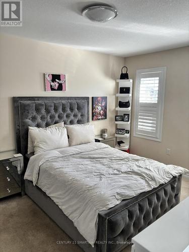 25 Bucksaw Street, Brampton, ON - Indoor Photo Showing Bedroom
