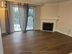 16 LANGDALE CRESCENT  Brampton, ON L6Y 4S2