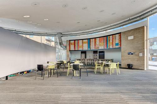 Salle communautaire - 304-145 Boul. Bouchard, Dorval, QC - Indoor Photo Showing Other Room