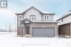 6 LAURENT AVENUE  Welland, ON L3B 0E2