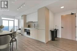 4010 - 28 INTERCHANGE WAY  Vaughan, ON L4K 0P8