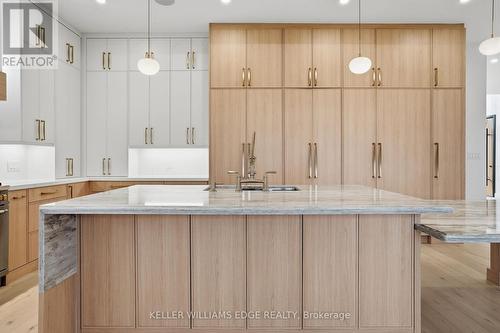 427 Pine Cove Road, Burlington, ON - Indoor Photo Showing Kitchen