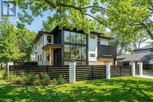 427 Pine Cove Road, Burlington, ON - Outdoor