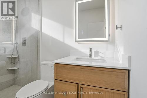 427 Pine Cove Road, Burlington, ON - Indoor Photo Showing Bathroom