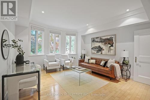1382 Aldo Drive, Mississauga, ON - Indoor Photo Showing Living Room