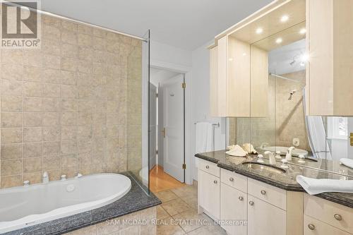 1382 Aldo Drive, Mississauga, ON - Indoor Photo Showing Bathroom