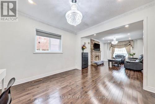 4234 Hazineh Court, Mississauga, ON - Indoor