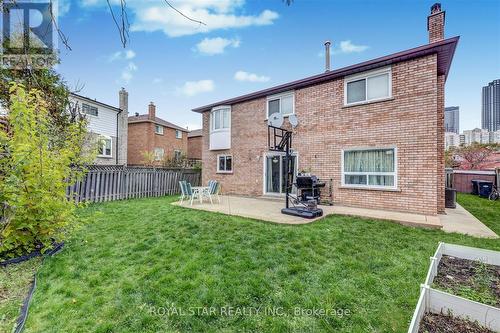 4234 Hazineh Court, Mississauga, ON - Outdoor With Exterior