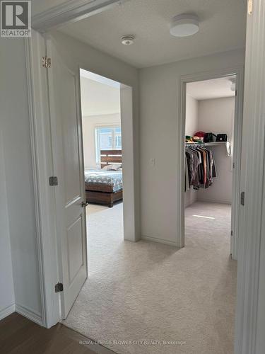 32 Twinleaf Crescent, Adjala-Tosorontio, ON - Indoor Photo Showing Other Room