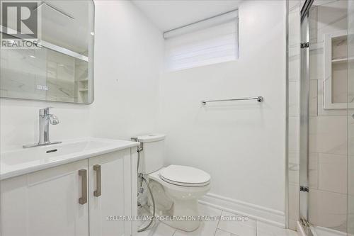 379 Bryant Crescent, Burlington, ON - Indoor Photo Showing Bathroom