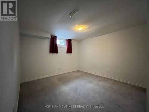 7132 Harding Crescent, Mississauga, ON - Indoor