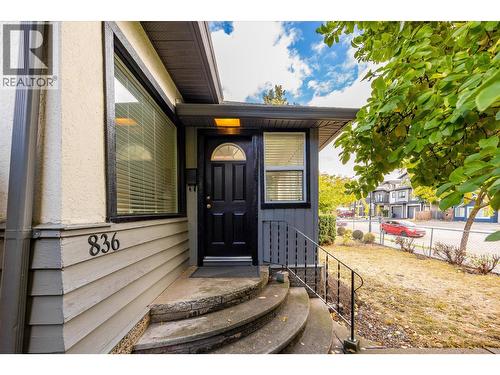 836 Cawston Avenue  Kelowna, BC V1Y 6Z7