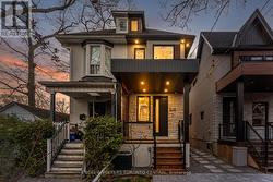 230 WILLOW AVENUE  Toronto, ON M4E 3K7