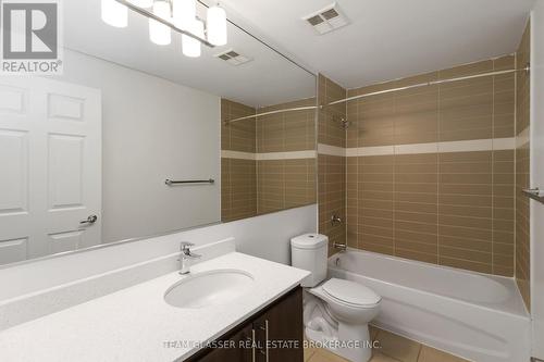 1202 - 675 Richmond Street, London East (East F), ON - Indoor Photo Showing Bathroom
