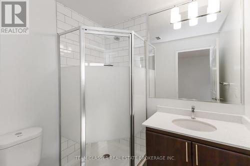 1202 - 675 Richmond Street, London East (East F), ON - Indoor Photo Showing Bathroom