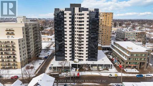 1202 - 675 Richmond Street, London East (East F), ON - Outdoor With Facade