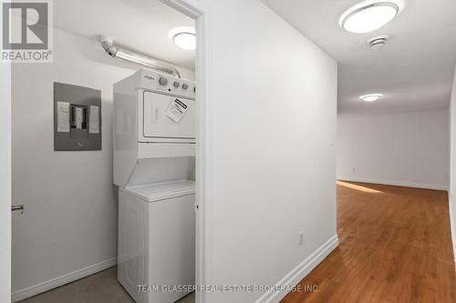 1202 - 675 Richmond Street, London East (East F), ON - Indoor Photo Showing Laundry Room