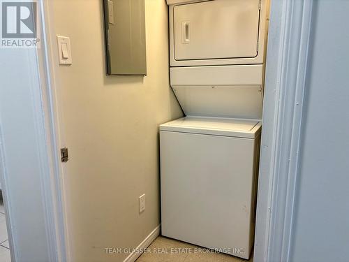 1505 - 675 Richmond Street, London East (East F), ON - Indoor Photo Showing Laundry Room