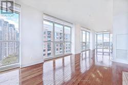 1002 - 26 NORTON AVENUE  Toronto, ON M2N 0H6