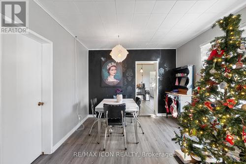 38 Myrtle Street, Kingsville, ON - Indoor