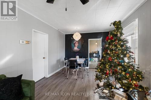 38 Myrtle Street, Kingsville, ON - Indoor