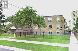 4 - 104 RAJAH STREET  Toronto, ON M6A 2J3