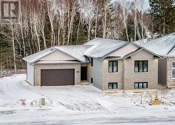 2021 Schreyer  Hanmer, ON P3P 1R3