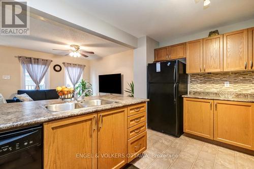 2604 Baynes Sound Way, Ottawa, ON - Indoor Photo Showing Kitchen With Double Sink