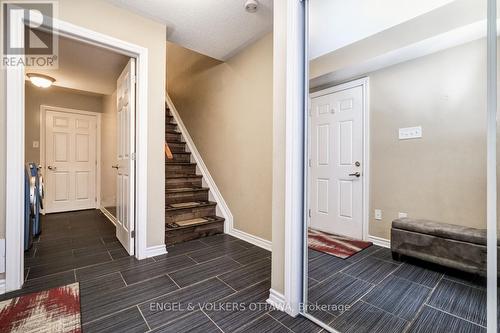 2604 Baynes Sound Way, Ottawa, ON - Indoor Photo Showing Other Room