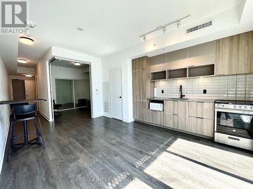 906 - 60 Tannery Road, Toronto, ON - Indoor Photo Showing Kitchen With Upgraded Kitchen