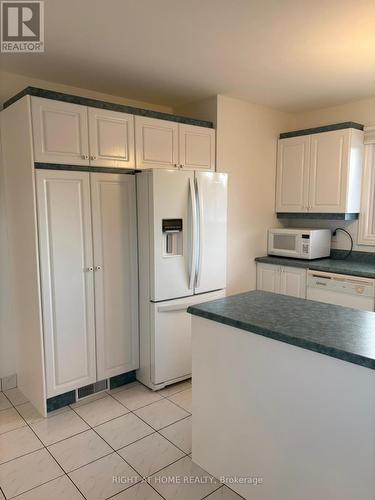 1987 Cochrane Street, Ottawa, ON - Indoor Photo Showing Kitchen
