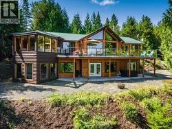 1685 Peligren Pl  Qualicum Beach, BC V9K 2S3