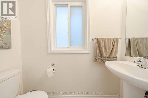 50 Everingham Circle, Brampton, ON - Indoor Photo Showing Bathroom