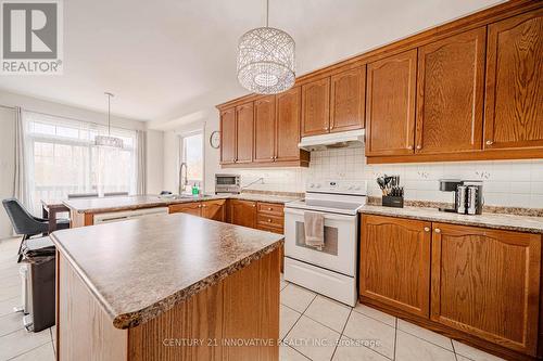 50 Everingham Circle, Brampton, ON - Indoor Photo Showing Kitchen