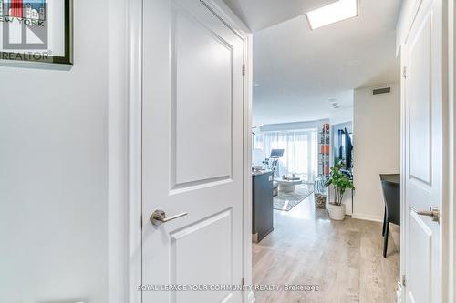 612 - 125 Western Battery Road, Toronto, ON - Indoor Photo Showing Other Room